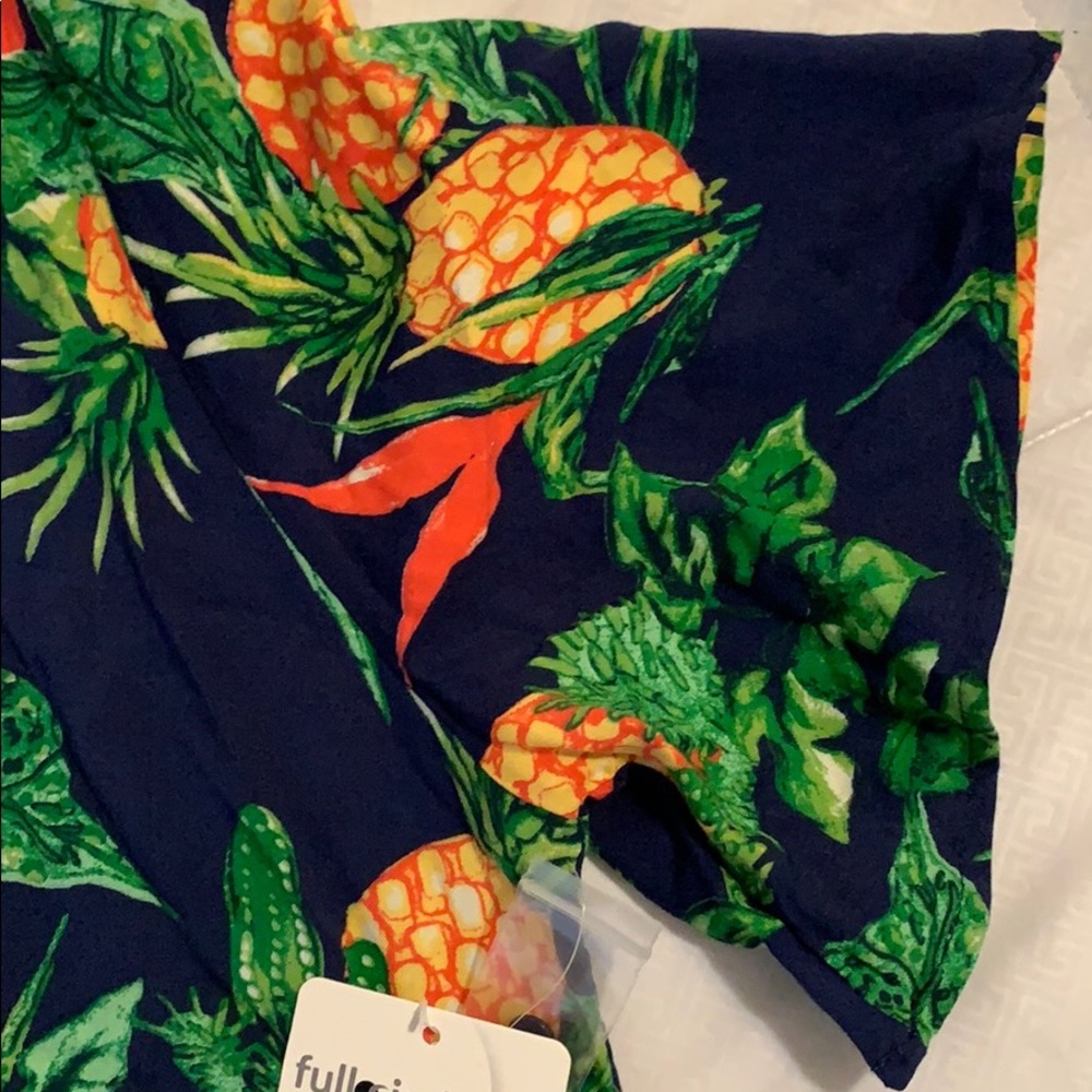 Full Circle Trend Top - Picture 2 of 4